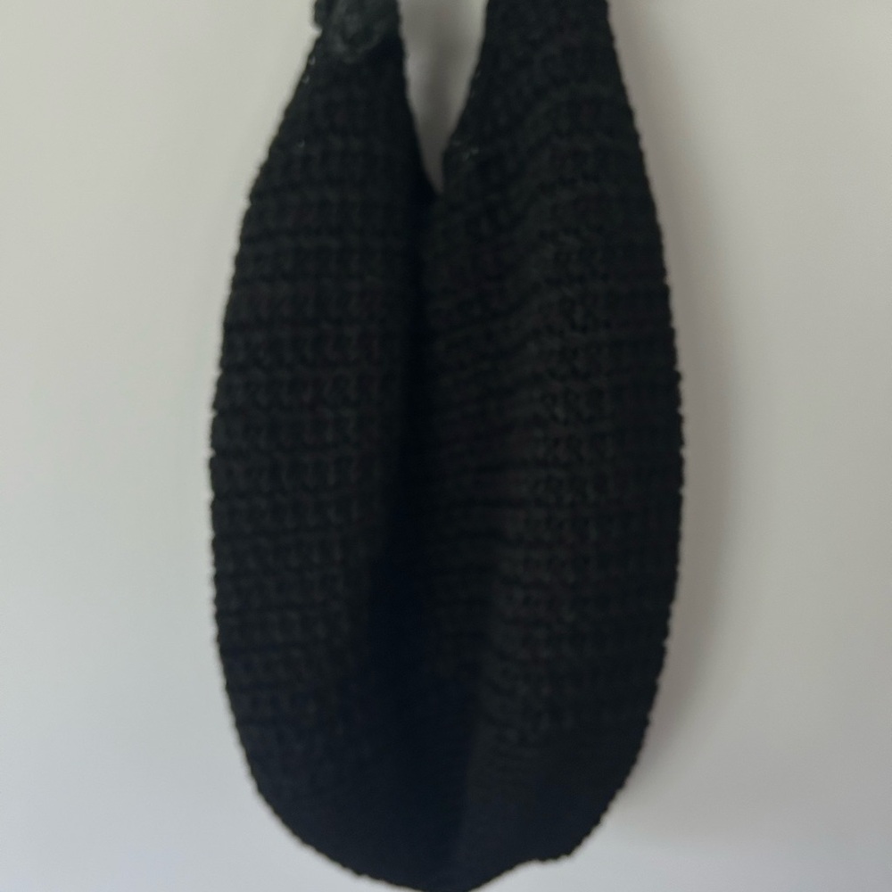 Vintage Sakroots Indio Hobo Bag, Black, Like New Condition - Picture 7 of 10